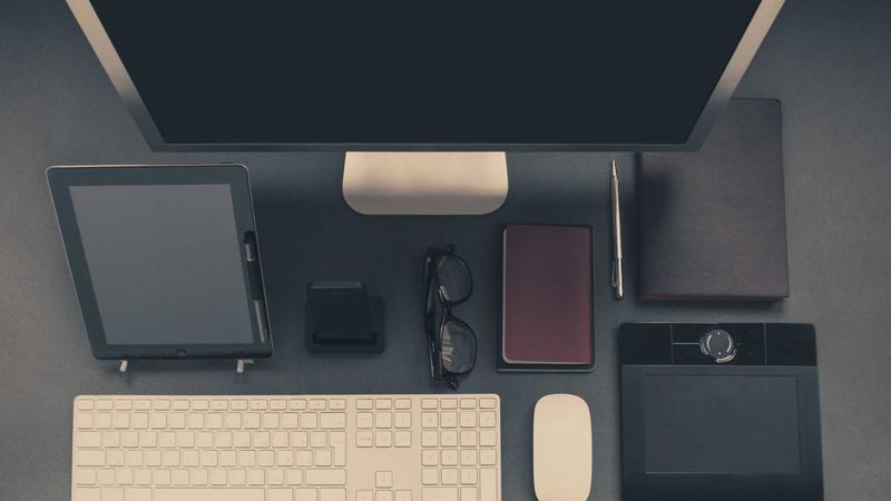 Mirror's Edge parkour city rooftops